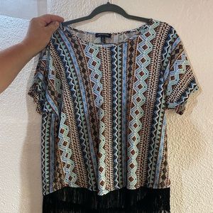 Fringe bottom stretch dress shirt 💎$1-$8, 2-$11💎